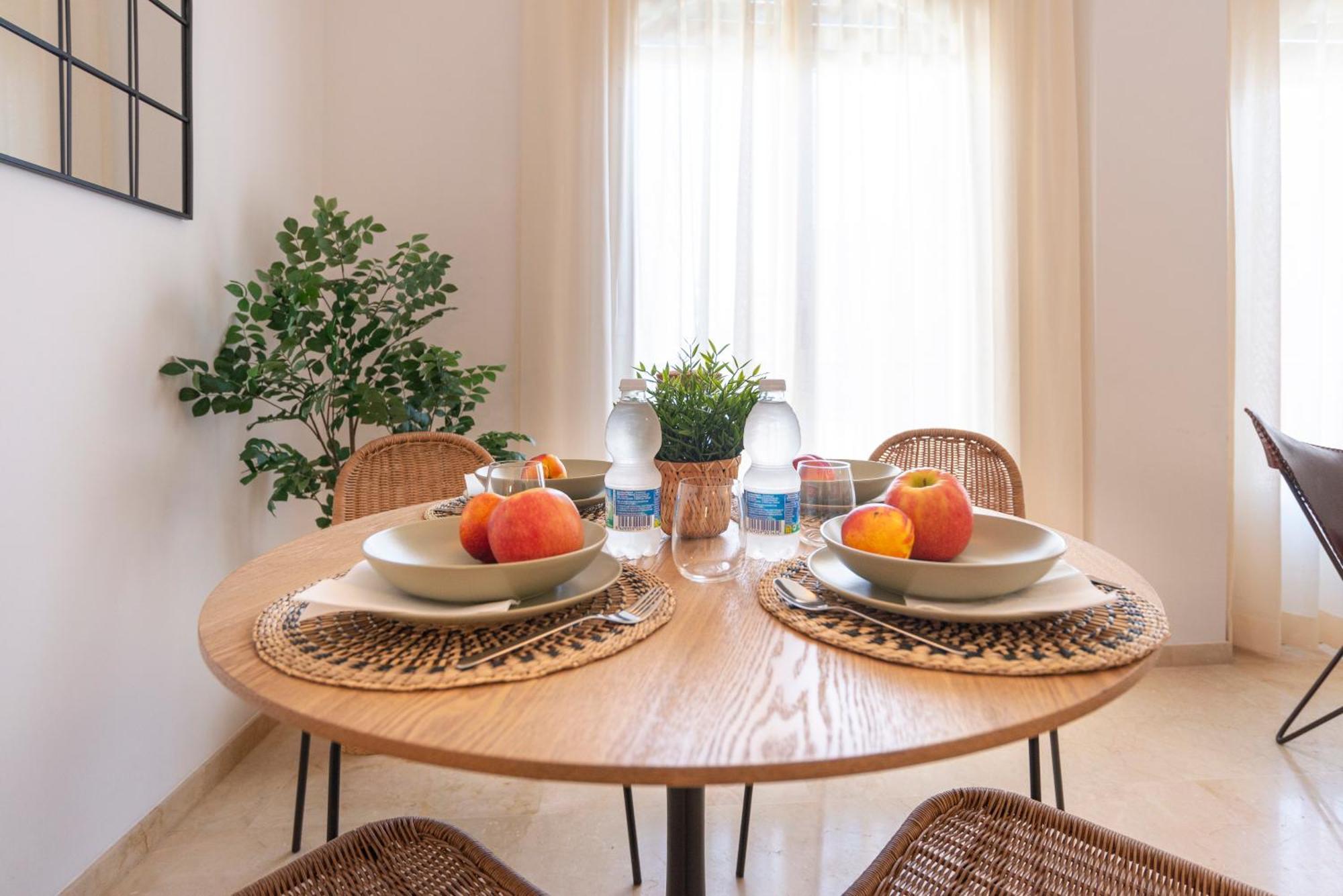 Apartment & Pool In Malaga City Center Екстер'єр фото